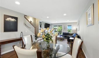 469 North Ln, Bristol, RI 02809