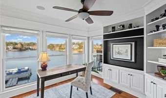 6425 Spinnaker Ln, Alpharetta, GA 30005