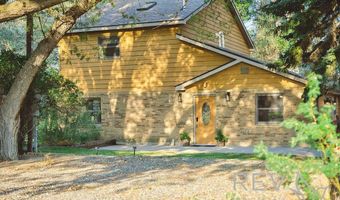 745 Southfork Rd, Cody, WY 82414