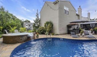 6 Surle Ct, Bayville, NJ 08721