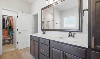 880 Leeward Dr, Biloxi, MS 39532