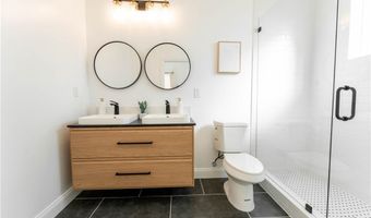 5743 Chesley Ave, Los Angeles, CA 90043