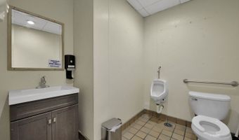 72 W Un, Athens, OH 45701