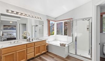 17 Miranda Ct, Alameda, CA 94502