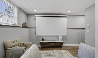 41 Nile St 41, Billerica, MA 01821