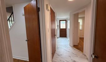 63 Norman Pl, Amherst, NY 14226