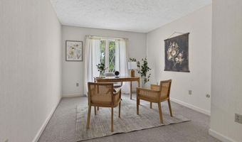 28 Buttonwood Rd, Bedford, NH 03110