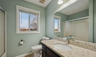 3824 Tower Pond Dr, Anoka, MN 55303