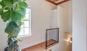 203 E 7th St, Weatherford, TX 76086