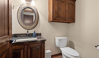 579 Chateau Bnd, Ardmore, OK 73401