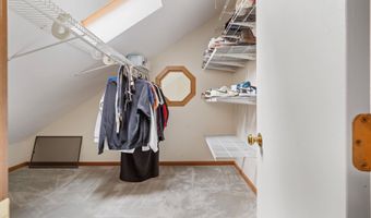 99 Birkdale Rd, Bedford, NH 03110