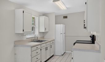 87 SARATOGA Cir S, Atlantic Beach, FL 32233