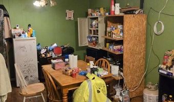 1119 Chatwood Dr, Anniston, AL 36206