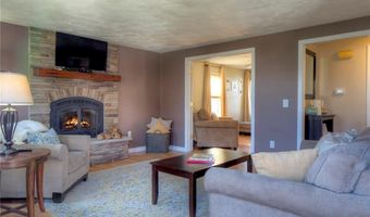 13 Cedar Dr, Bristol, RI 02809