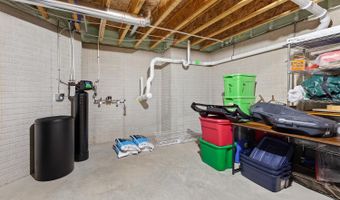 1641 Rivers Edge Ct, Adrian, MI 49221