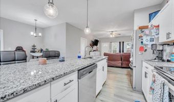 7570 Hustleville Rd, Albertville, AL 35951