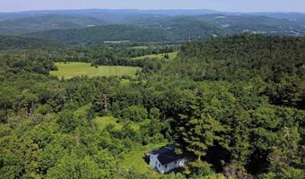 441 Tower Rd, Barnet, VT 05821