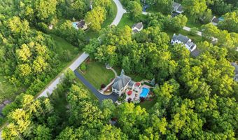 104 Windsor Dr, Auburn, NH 03032