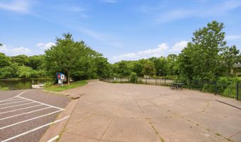 1610 Riverspointe Ct, Anoka, MN 55303