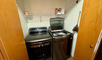 1102 11th Ave, Britton, SD 57430