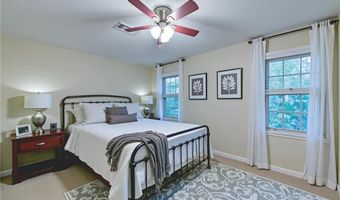 835 Lakeshore Dr NW, Berkeley Lake, GA 30096