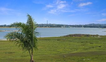 3991 Crown Point Dr P13, San Diego, CA 92109