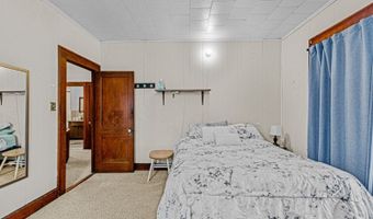 35 Perry St, Belleville, NJ 07109