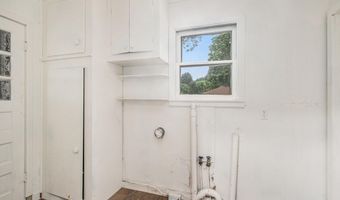 221 James St, Allegan, MI 49010