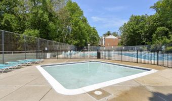 10631 MONTROSE Ave #M-202, Bethesda, MD 20814