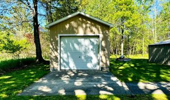 1089 Birch Rd, Alpena, MI 49707