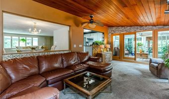 1 Polly Dr, North Providence, RI 02911