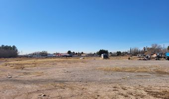 10730 Regina Dr, Socorro, TX 79927