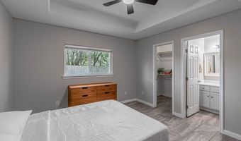 1933 Admiral Ln, Aransas Pass, TX 78336