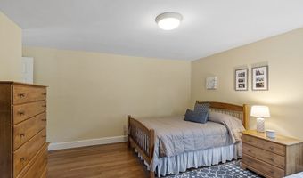 79 Cheever Cir, Andover, MA 01810