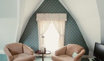 124 Elm St, Bennington, VT 05201