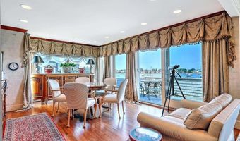 127 Harrison Ave 10, Newport, RI 02840