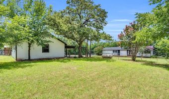 100 Chambers Dr, Alvarado, TX 76009