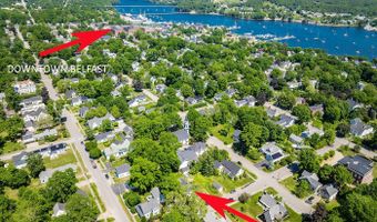 21 Elm St, Belfast, ME 04915