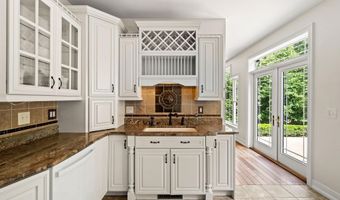 38 Rowell E Rd, Brentwood, NH 03833