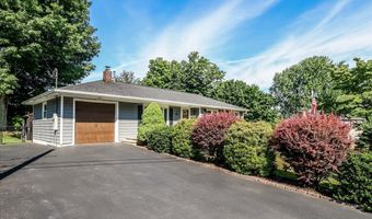 46 Jeanette Rd, Danbury, CT 06811