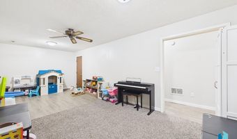 318 Elm Ave, Baltic, SD 57003