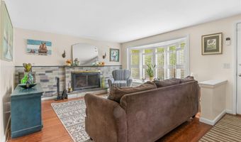 860 Centerville Rd, Warwick, RI 02886