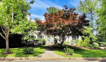 4238 50TH St NW, Washington, DC 20016