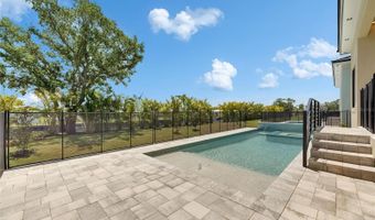 6532 SIMONE SHORES Cir, Apollo Beach, FL 33572