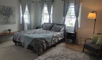 510 Corey Ln, Middletown, RI 02842