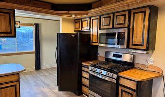 2932 S Arthur St, American Falls, ID 83211