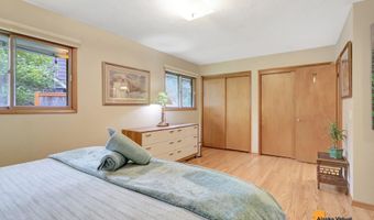2438 Lord Baranof Dr, Anchorage, AK 99517