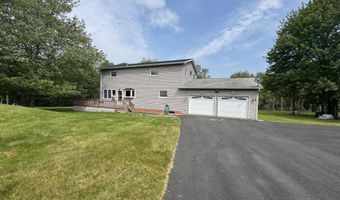 9 Denise Ct, Albrightsville, PA 18210