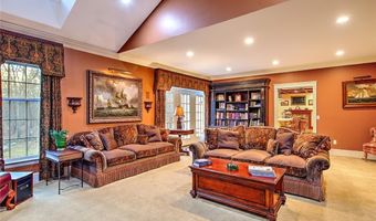 45 Burns Way, East Greenwich, RI 02818