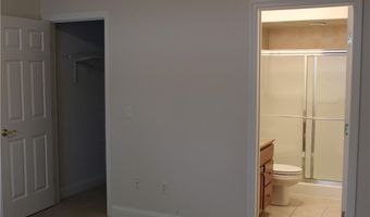 200 Roger Williams Ave 409, East Providence, RI 02916